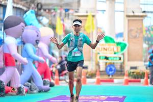 BIB: 
                            <button type="button" onclick="openModal(24884132)" class="btn btn-primary btn-sm float-right btn-popup" data-toggle="modal" data-target=".modal-high-quality">
                        <i class="fas fa-shopping-cart"></i> Add to Cart
                    </button>
                                            <button type="button" onclick="isThisMe(24884132, true)" class="btn btn-success btn-sm float-right btn-popup btn-isme hidden" data-toggle="tooltip" data-placement="bottom" title="นี่คือรูปของคุณใช่ไหม คลิกที่นี่เพื่อเอาเข้าอัลบั้ม">
                        <i class="fas fa-plus"></i> Add to album
                    </button>
                    <button type="button" onclick="isThisMe(24884132, false)" class="btn btn-warning btn-sm float-right btn-popup btn-isnotme hidden">
                        <i class="fas fa-ban"></i> Remove from album
                    </button>